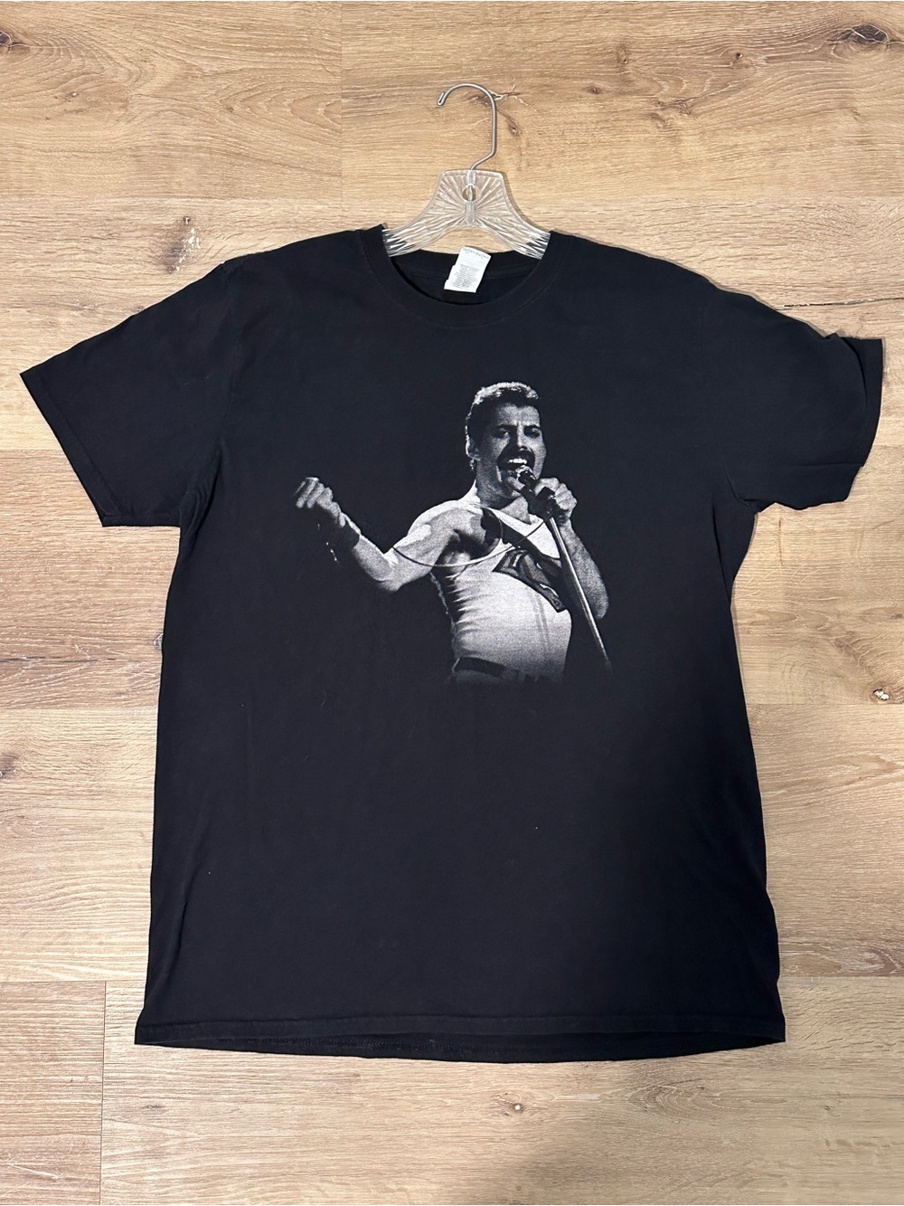 Freddy Mercury Gildan Black Men’s Graphic T-Shirt